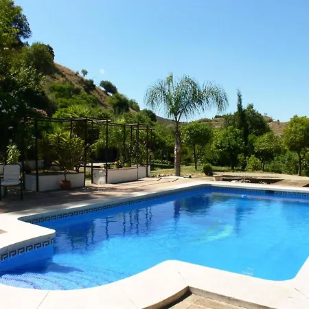 Vegan Pereila 3* Coín