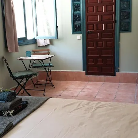Vegan Pereila Bed & Breakfast *