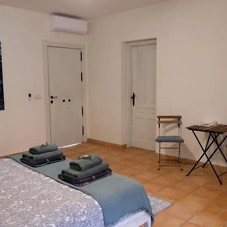 Vegan Pereila Bed & Breakfast Coín